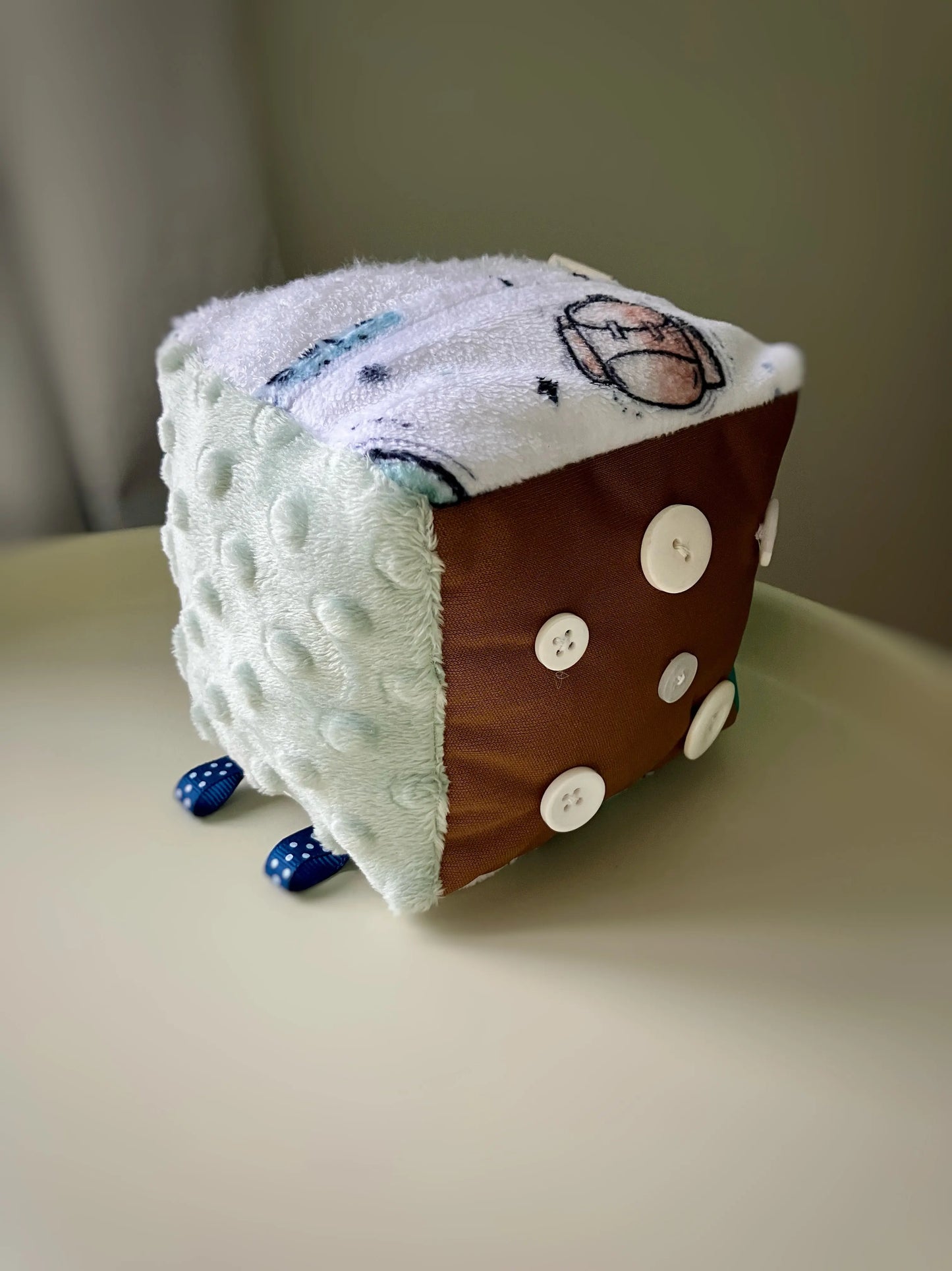 Cube d’éveil - Bébé bonheur