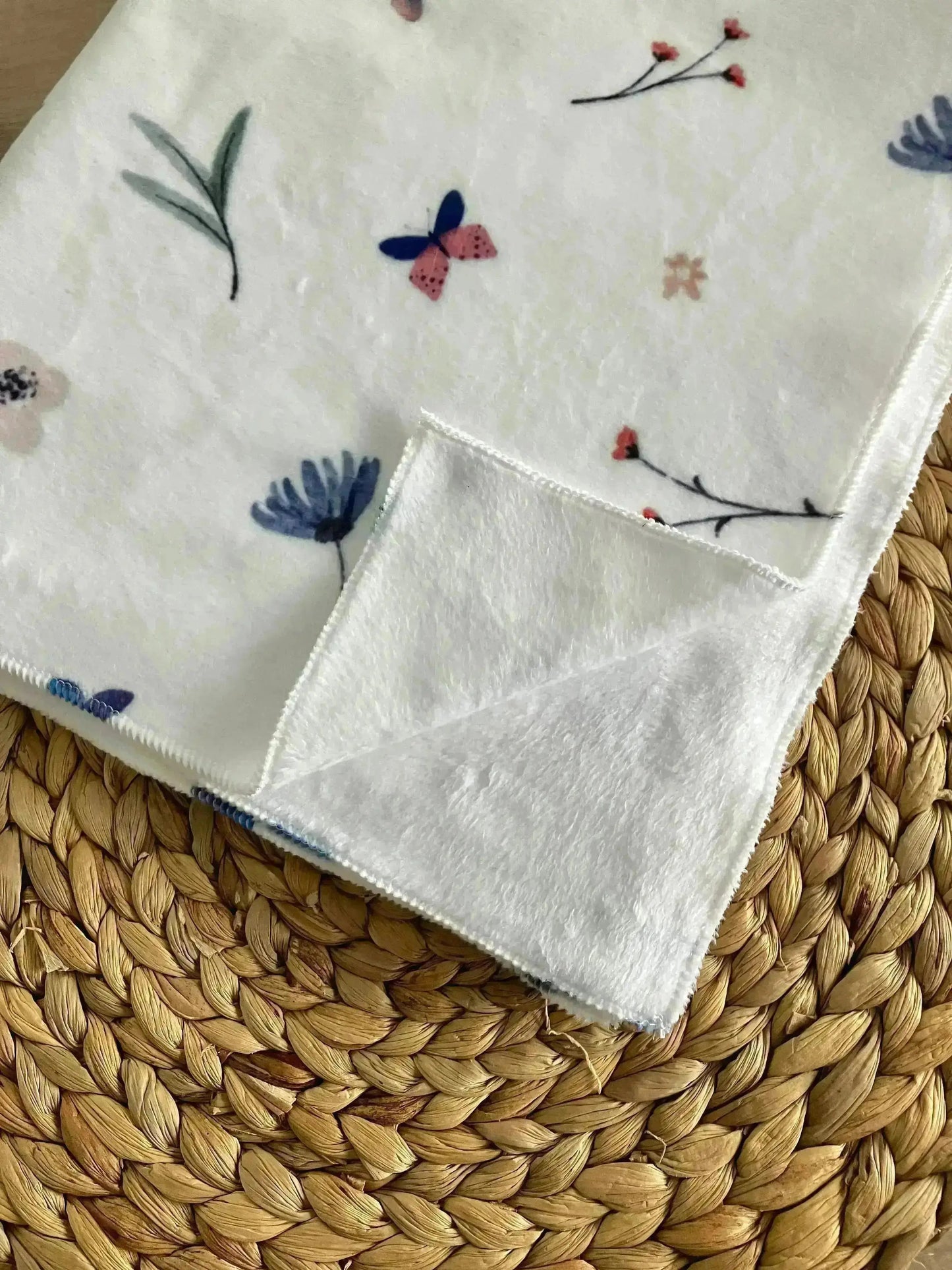 Finition couverture douce en squish personnalisée - Bébé bonheur